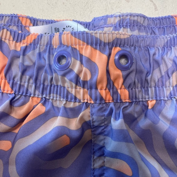 3inch Adidas active/swim shorts - Picture 4 of 5